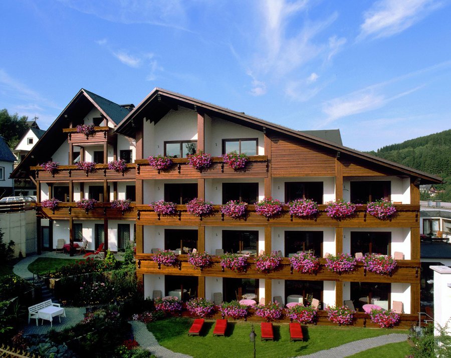 WELLNESSHOTEL BUERGERSTUBEN (Willingen) Hotel Reviews, Photos, Rate