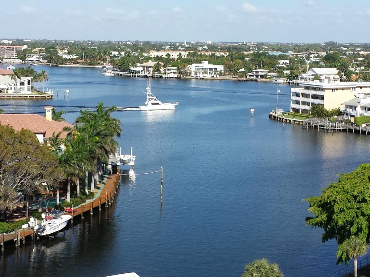 serenity yacht pompano