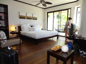 Room & Suite