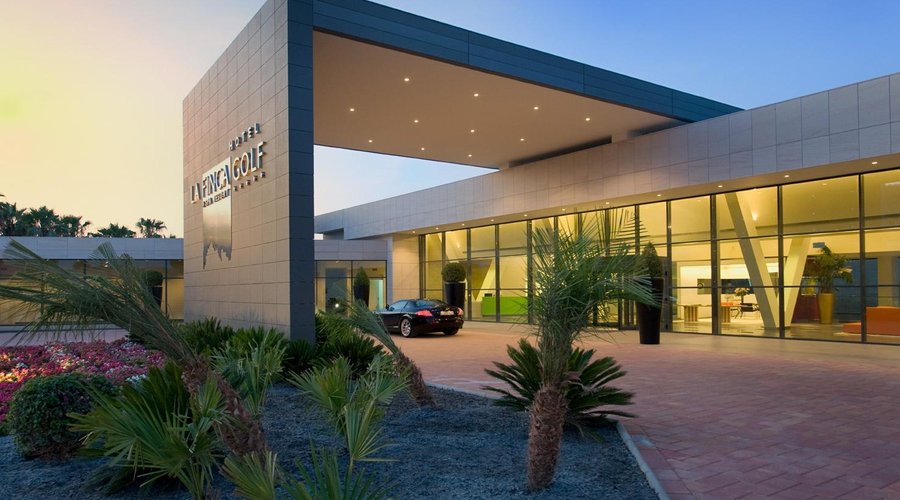 Entrada Hotel