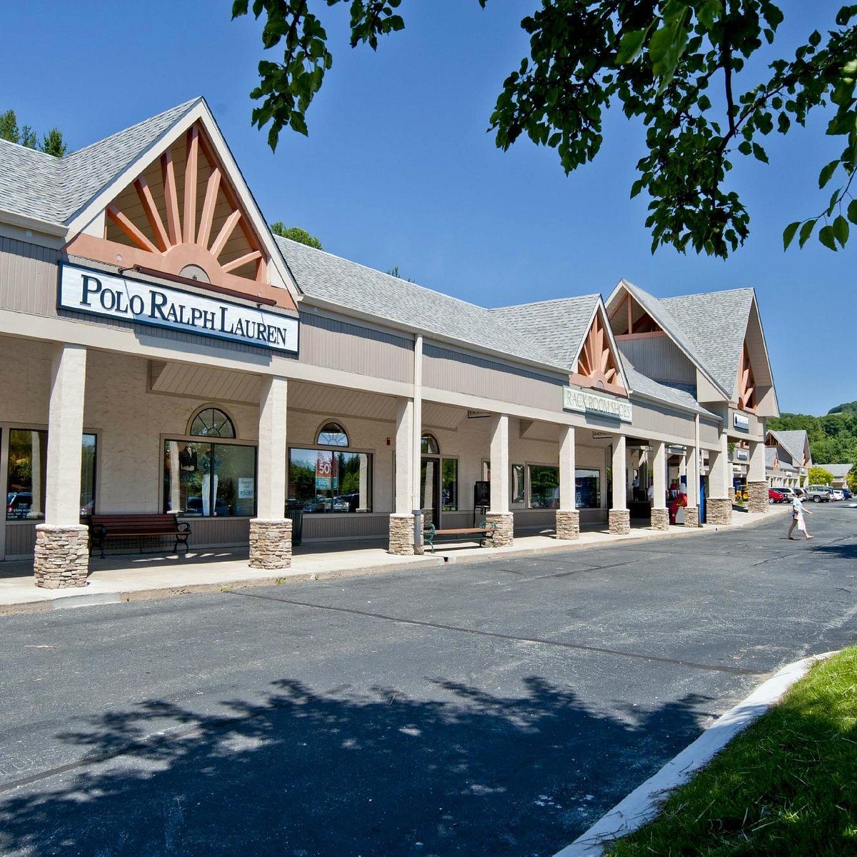 Tanger Outlets Blowing Rock - All You Need to Know BEFORE You Go