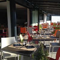Jolie terrasse ensoleillée au 119 !