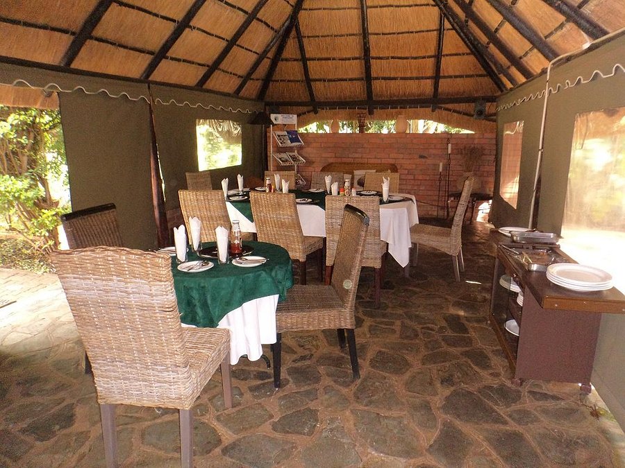 safari lodges near bulawayo