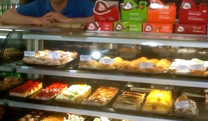 Caldense Bakery - Whitby, 301 Dundas Street