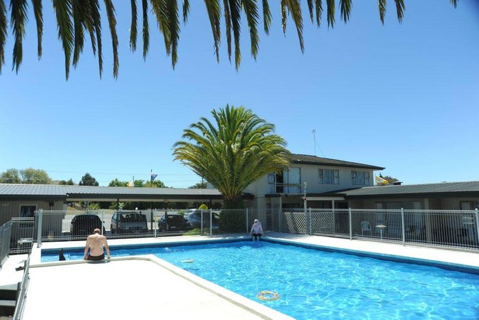 Thornton Lodge Motel