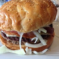 ...mmmhhhh, der neue Töpfer-Burger !!!!