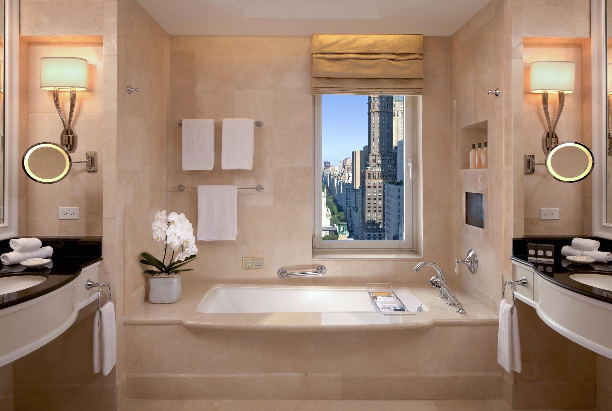 Hotel photo 32 of The Peninsula New York.