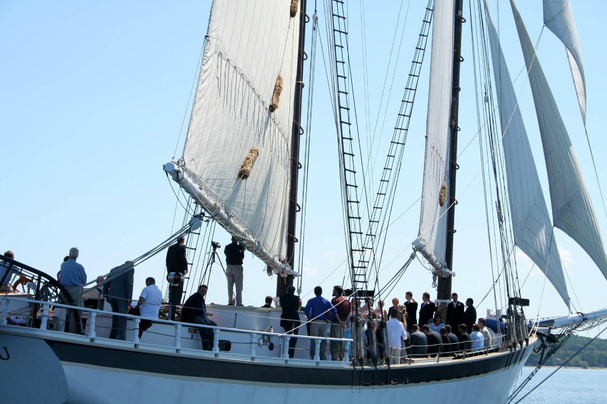 tall ship manitou sailing tour