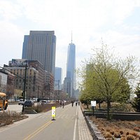 Bike the Manhattan waterfront greenway