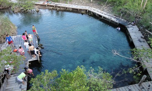 Cenote Yalahau.