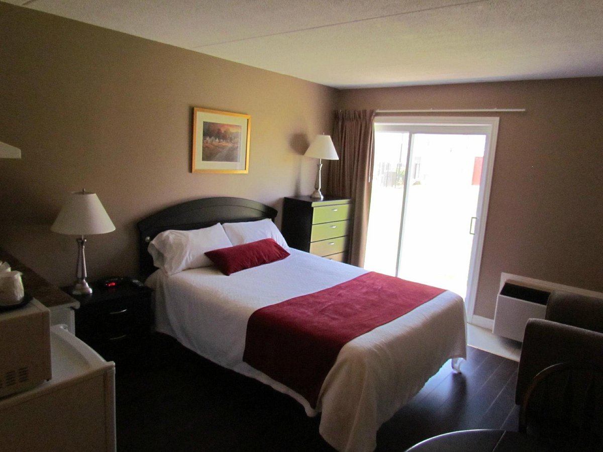 Super 8 by Wyndham Cambridge/Kitchener/Waterloo Area - UPDATED 2024 Prices,  Reviews & Photos