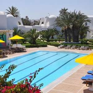Piscine et Barbecue