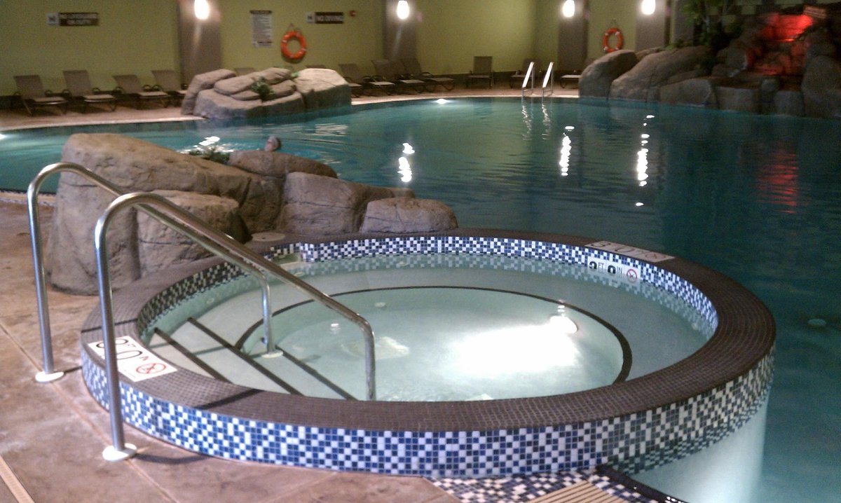 Menominee Casino Resort Pool Pictures & Reviews - Tripadvisor