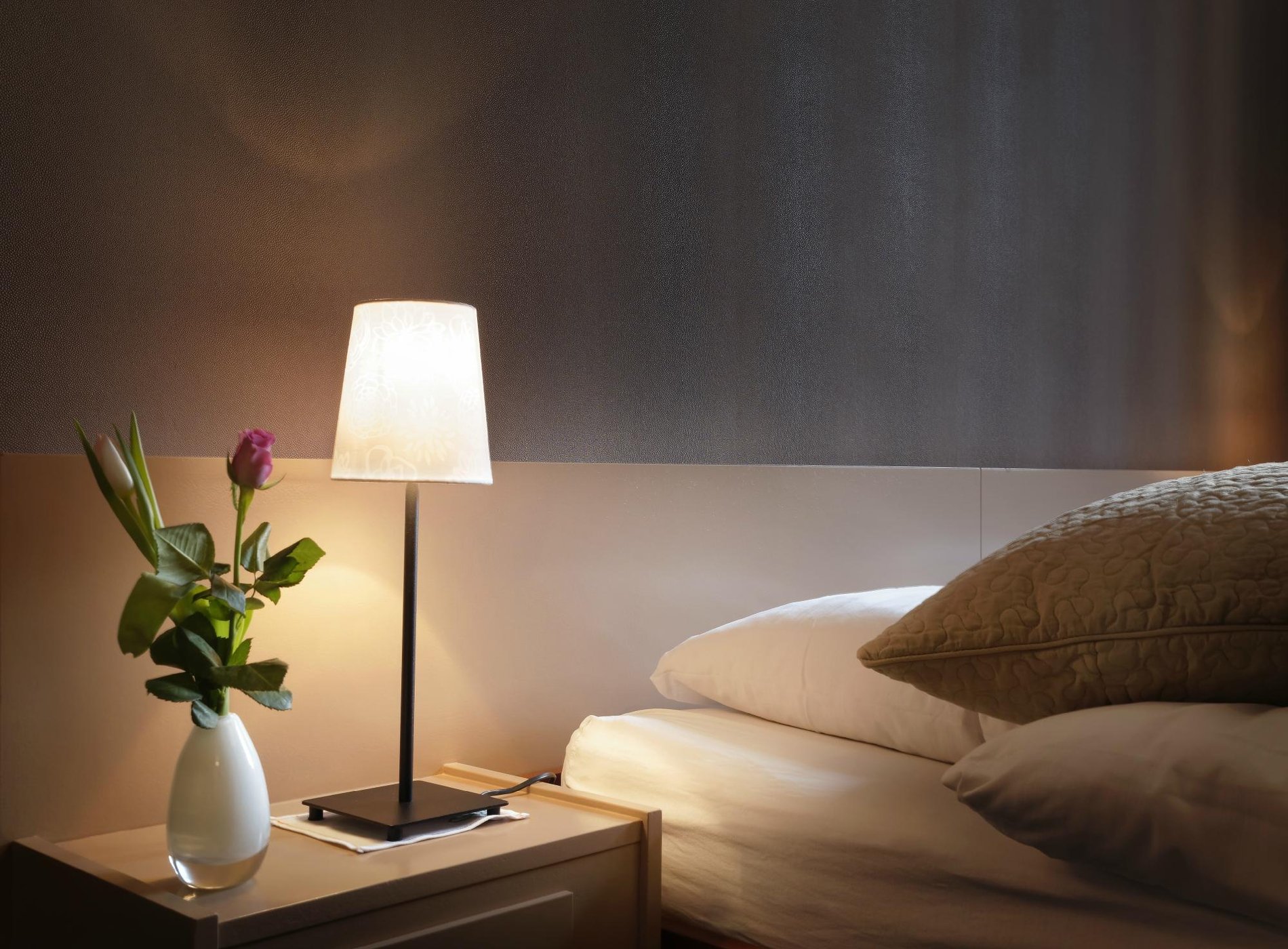La Suite – Hôtel Café & Restaurant by null