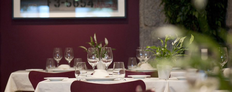 Cocina de mercado con estilo contemporáneo
