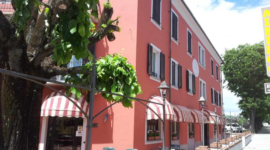 ALBERGO RONDO' DEHOR