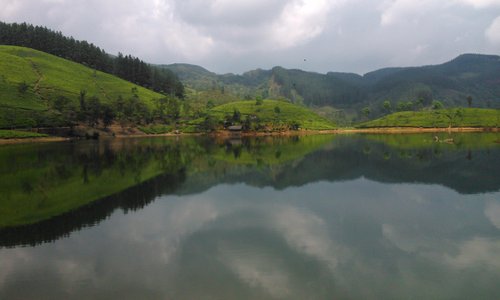 sembuwatte lake