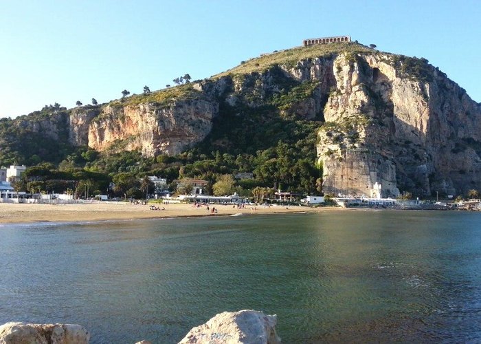 Tempio di Giove Anxur e mare di terracina