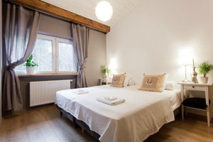 Room & Suite