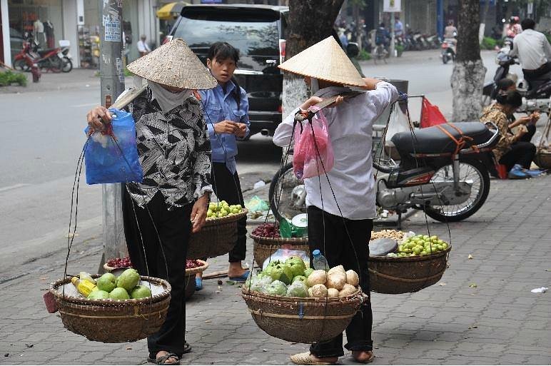 crossing vietnam tour hanoi