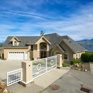 Lake Okanagan Bed and Breakfast