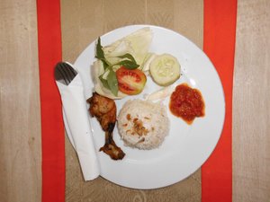 Bersantap