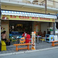 foto esterna della caasa del gelato