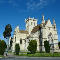 église