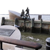 Merchant Memorial