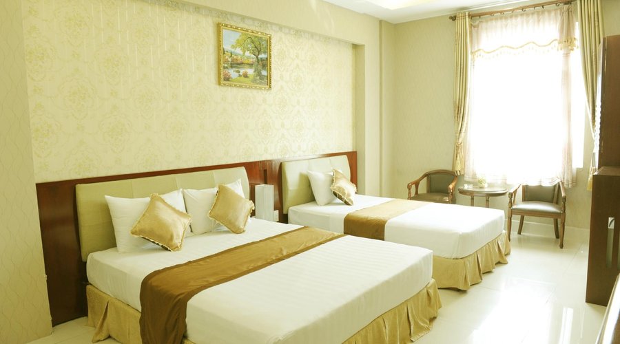 triple room with city view