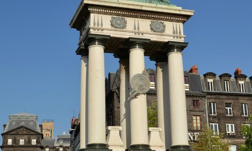 Statue de Vercingétorix sur la Place de Jaude