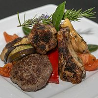 Grigliata di Carne Manzo e Pollo (Foto a cura di Renato Vettorato)