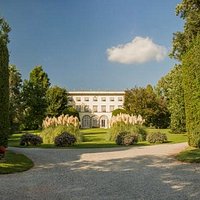 Ingresso alla villa