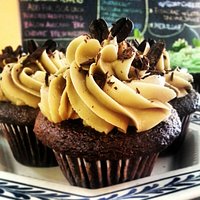 "Downeastah" cupcakes