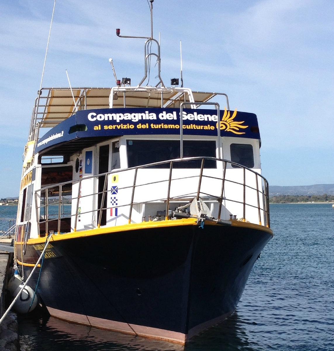 syracuse boat tours