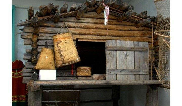 Экспонаты краеведческого музея им. Т.Д. Шуваева