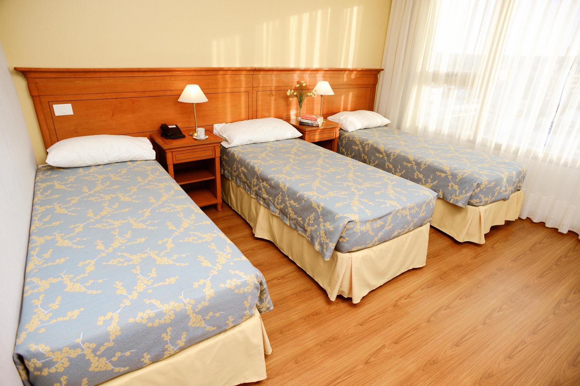 Hotel photo 8 of Hotel Australis Yene hue.