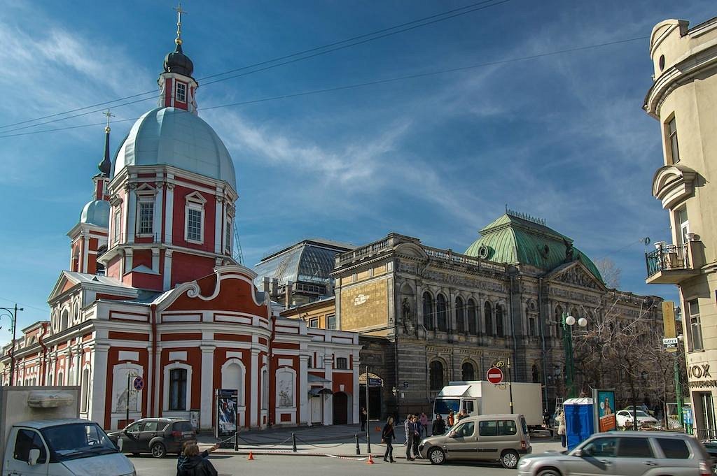 Церковь ул чернышевского. Пантелеимоновская Церковь (Санкт-Петербург). Церковь св Пантелеймона Санкт-Петербург. Церковь на Пестеля Санкт-Петербург. Пантелеймоновская Церковь СПБ ул Пестеля.