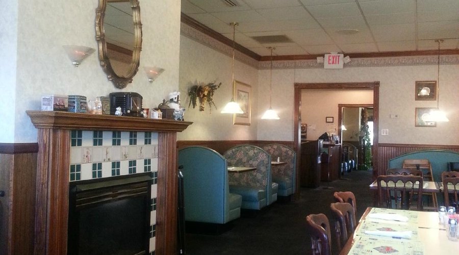 North dining room 2