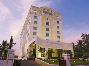 Sivaraj Inn in Salem, image may contain: Hotel, Condo, Resort, City