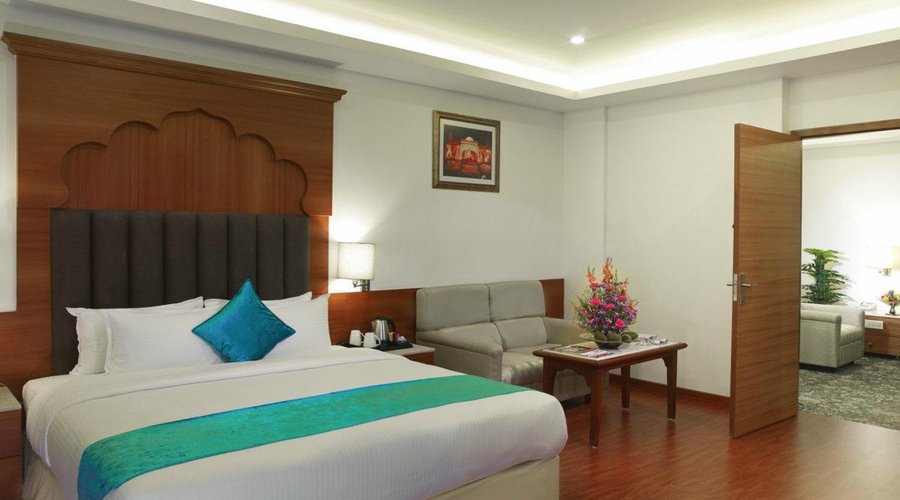 Suite room