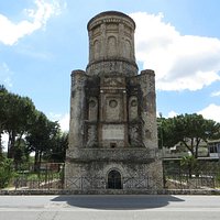 Mausoleo la Conocchia