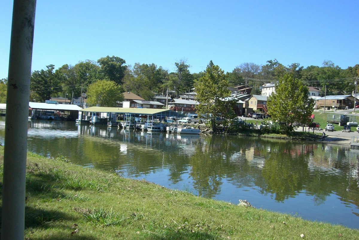 Escape to Serenity: Your Guide to Missouri's Taneycomo Campground