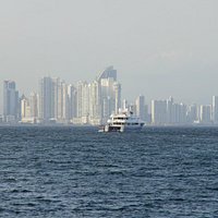 Vista de Ciudad de Panamá desde isla Flamenco