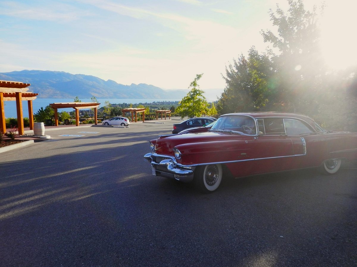 vintage car wine tours kelowna