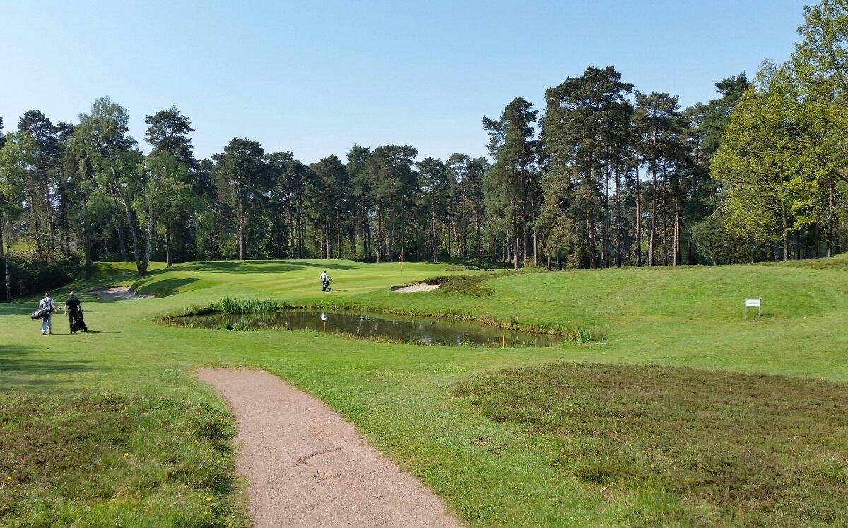 St Hill Golf Club Weybridge UPDATED October 2022 Top Tips