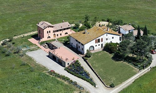 "Chianti b&b firenze"  villa Colonica & fienile