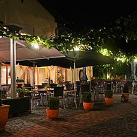 Unsere Sommer-Terrasse am Abend