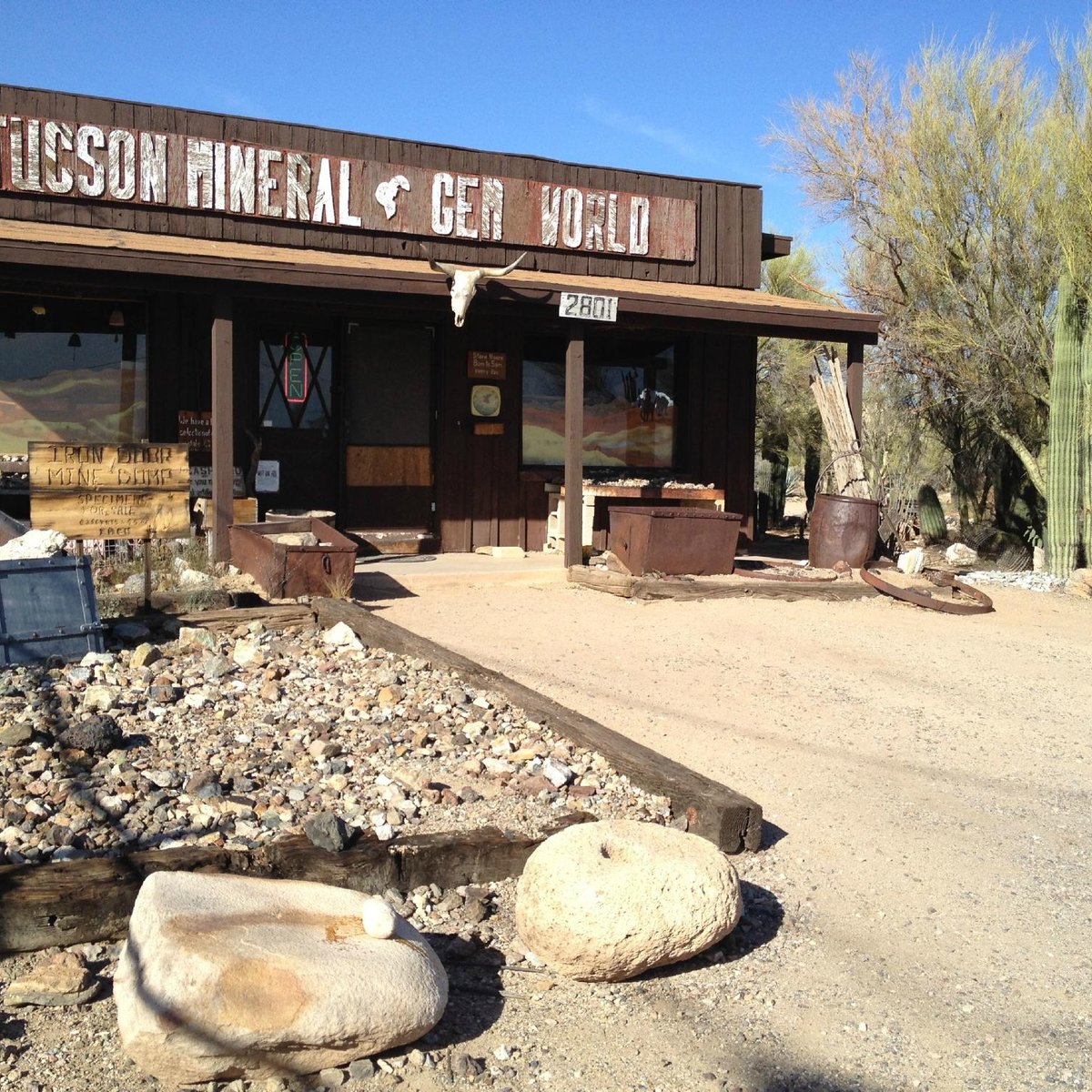 Tucson Mineral and Gem World - All You Need to Know BEFORE You Go (2024)