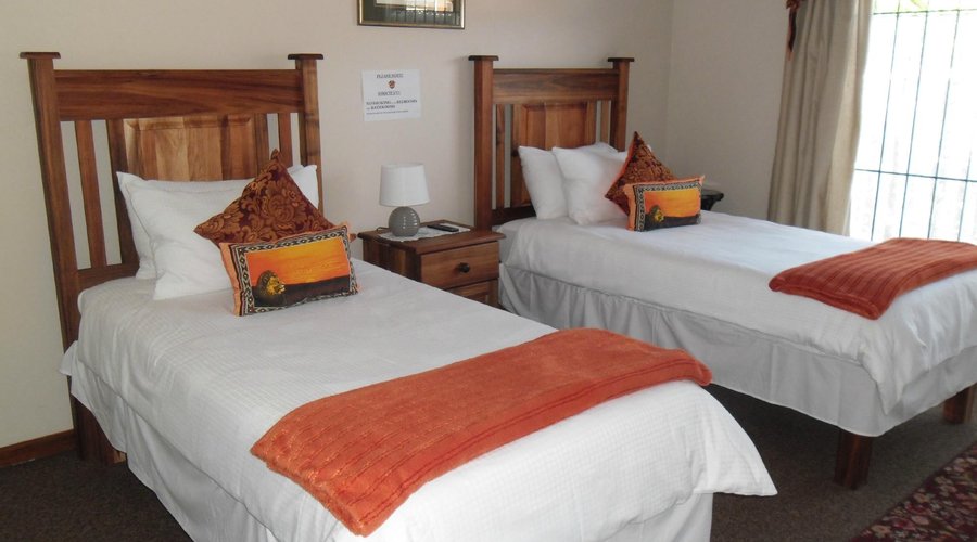 twin bedroom(2 guests)